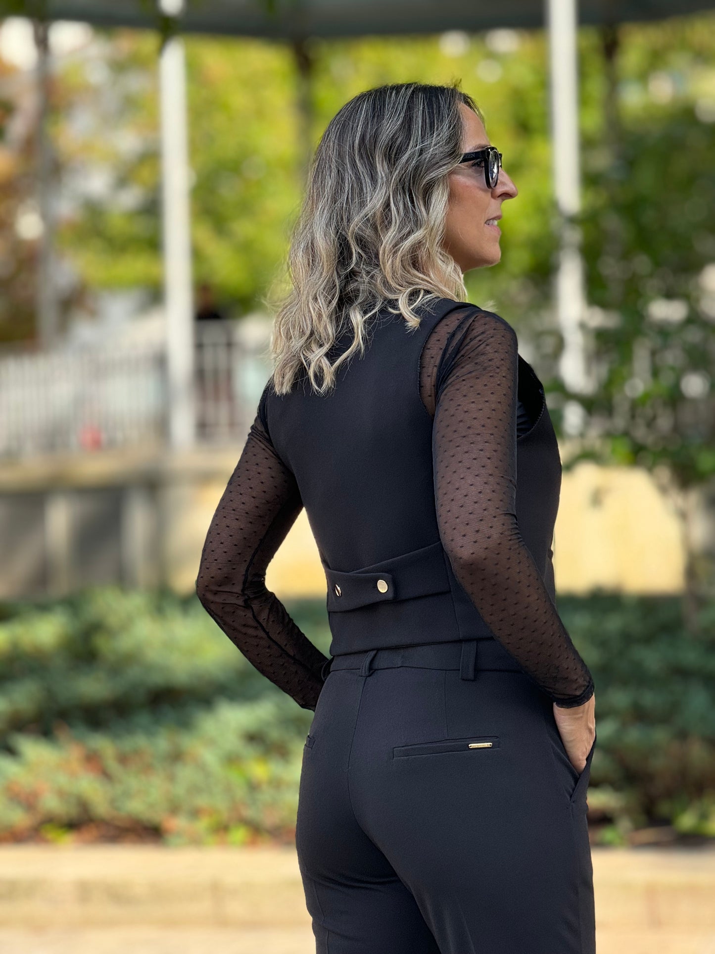 VEST
