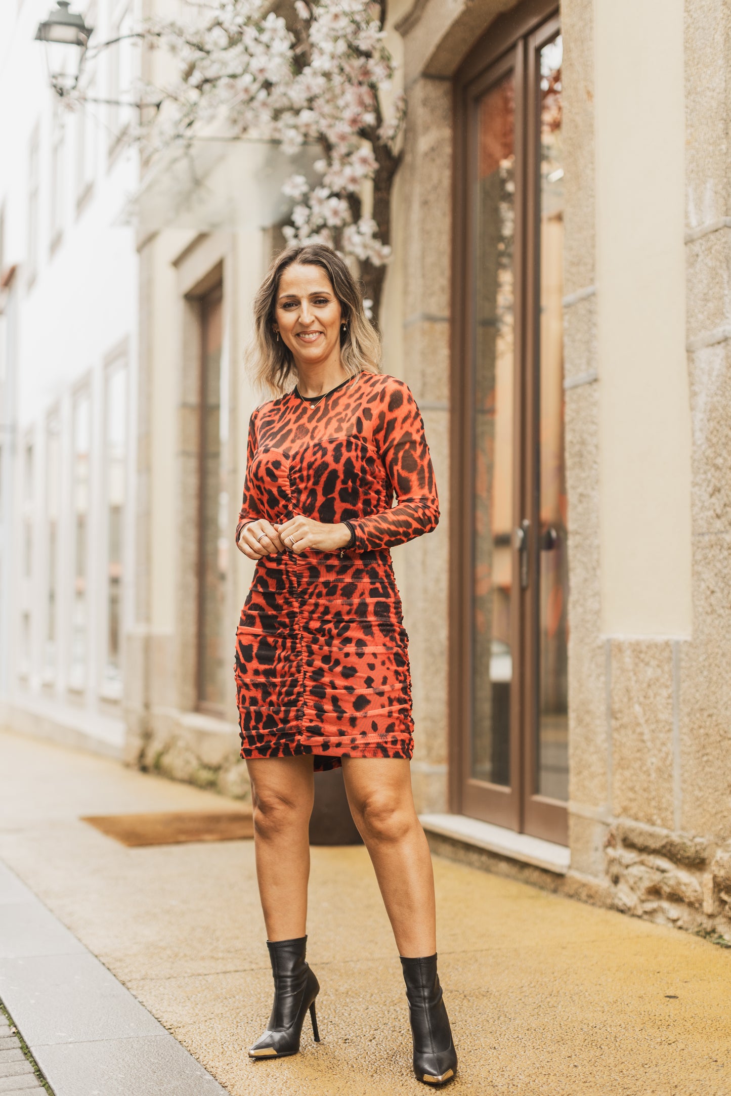 DRESS