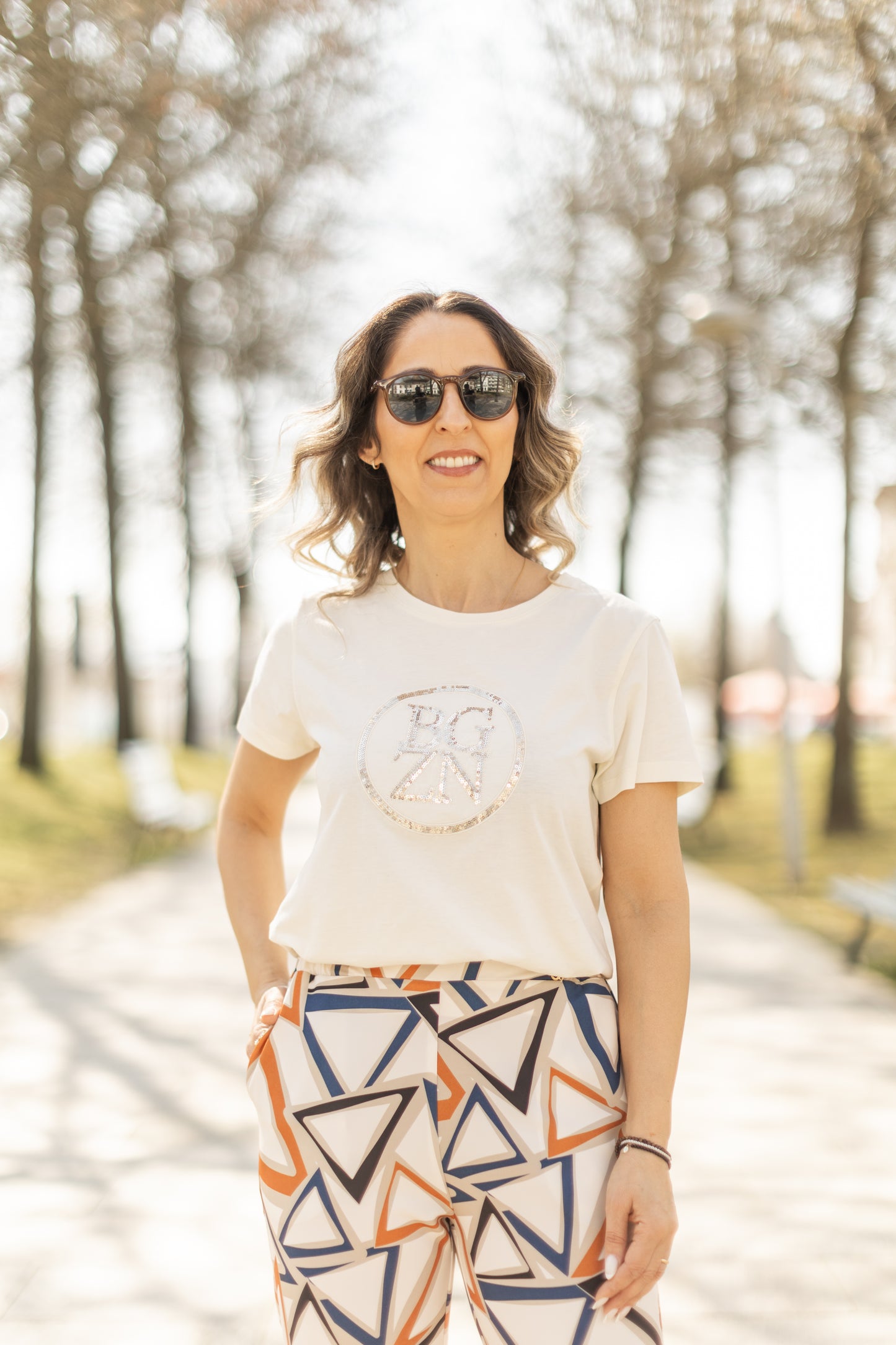 T-SHIRT