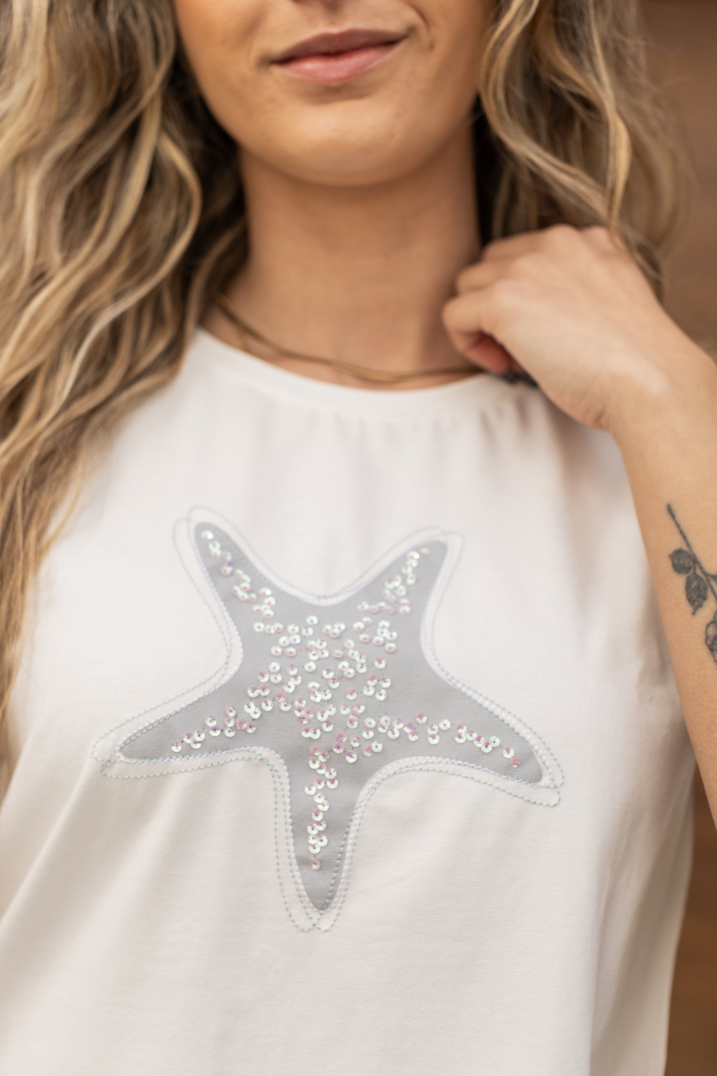 T-SHIRT