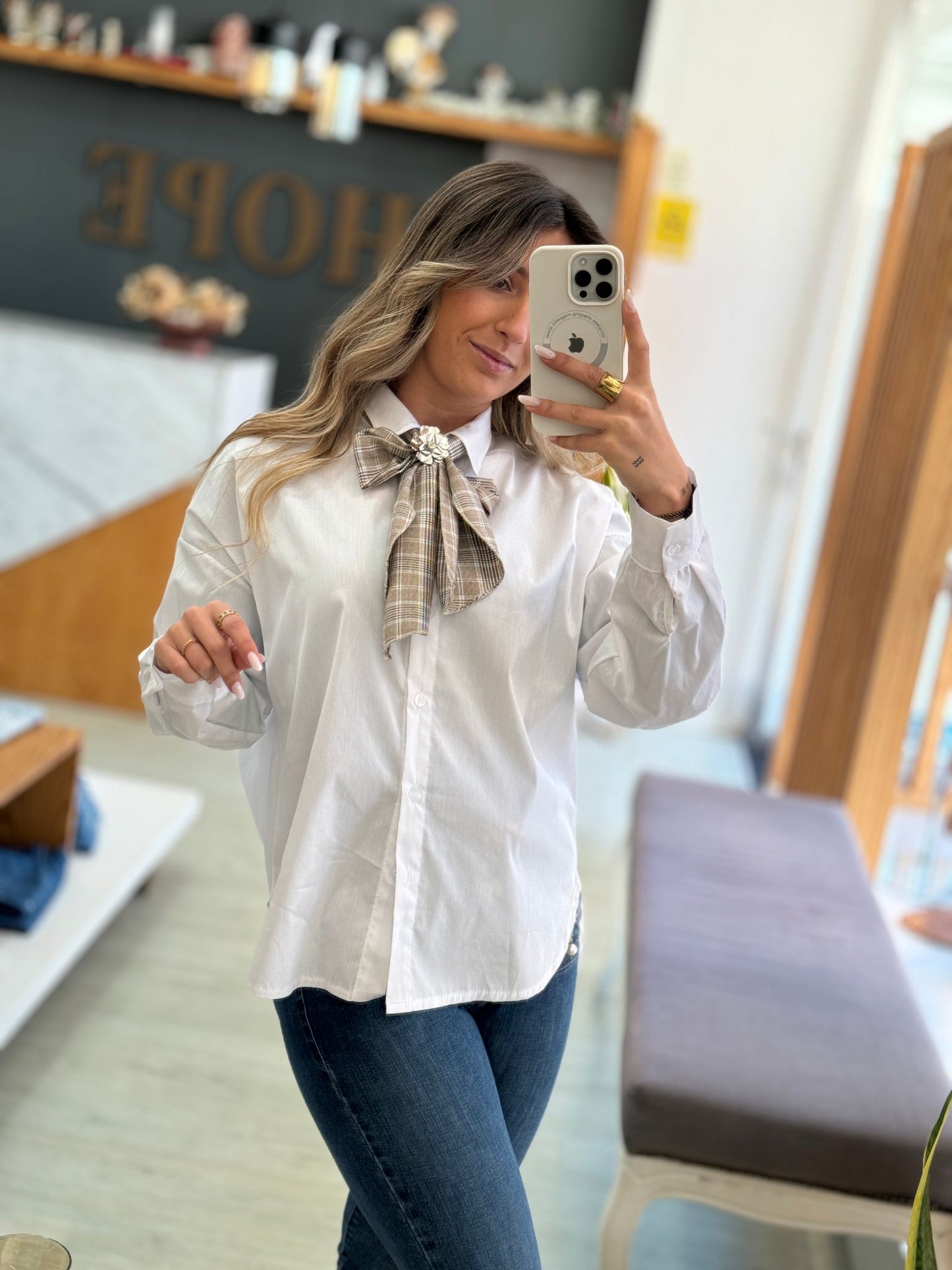 CAMISA