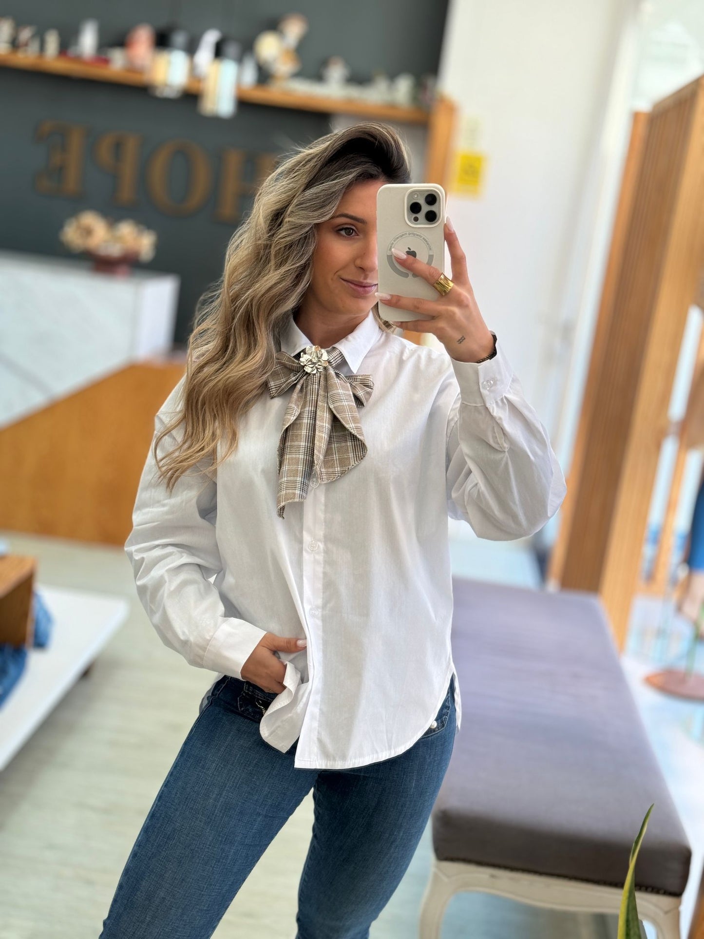 CAMISA